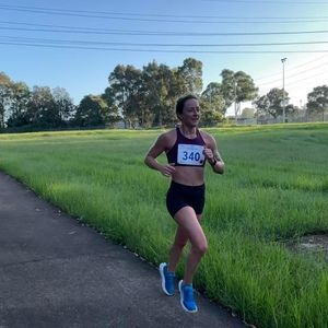 Meet your Posher, Auralea